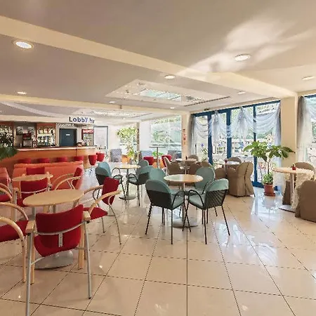 Complex Aquamarine Hotel apartamentowy