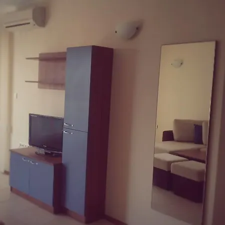 Aparthotel Complex Aquamarine 3*