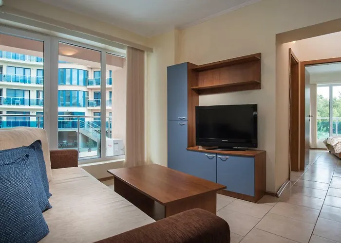 公寓式酒店 Complex Aquamarine 奥布佐尔