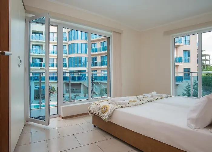 아파트호텔 Complex Aquamarine 3*